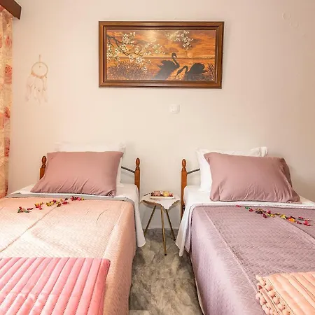 Stratos Seaside Corner Apartment Rethymno  Exterior photo