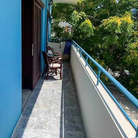 Stratos Seaside Corner Apartment Rethymno  Exterior photo